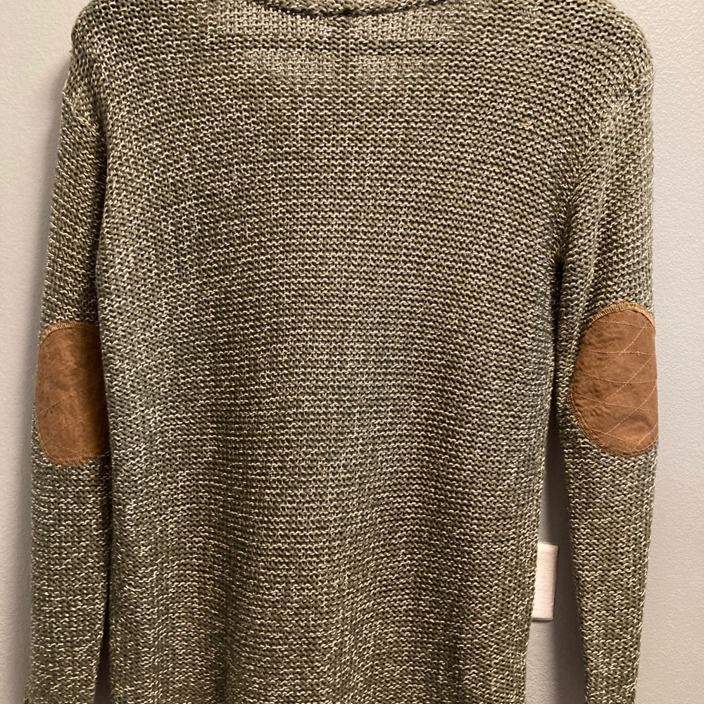 Design Lab Sweater Beautiful Like New - image 5